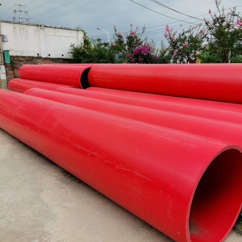 隧道施工期間如何保護逃生管道不被損壞?